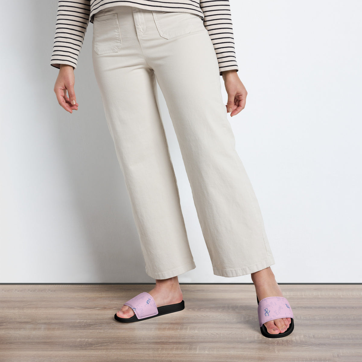 Women's Lavender Bee Slide Sandals