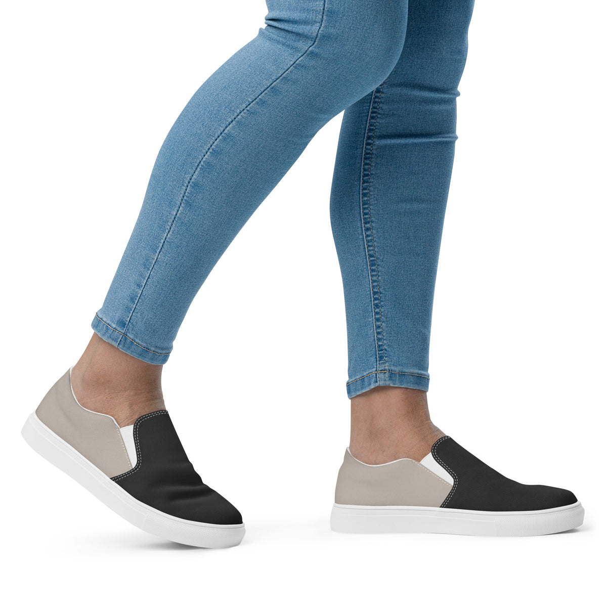 Women’s slip-on canvas shoes